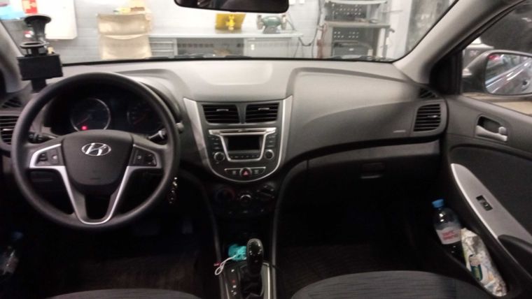 Hyundai Solaris 2015 года, 30 600 км - вид 5