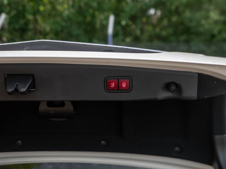 Mercedes-Benz E-класс 2012 года, 257 164 км - вид 18