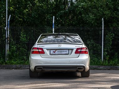 Mercedes-Benz E-класс 2012 года, 257 164 км - вид 4