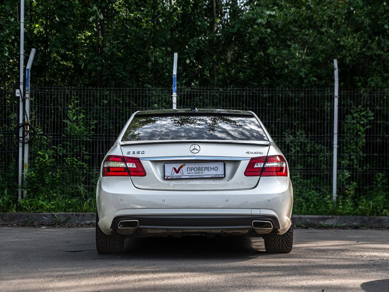 Mercedes-Benz E-класс 2012 года, 257 164 км - вид 4