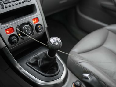 Peugeot 308 2008 года, 198 026 км - вид 8