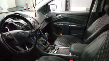 Ford Kuga 2018 года, 250 716 км - вид 5