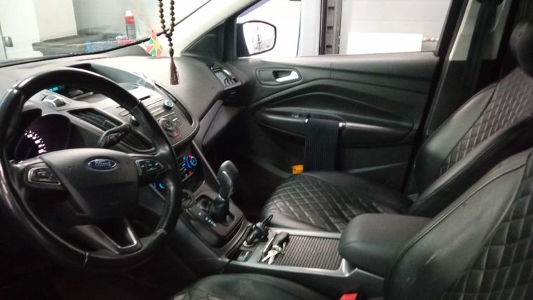 Ford Kuga 2018 года, 250 716 км - вид 5