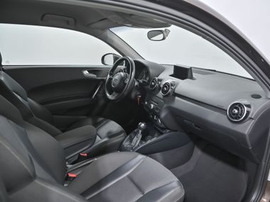 Audi A1 2011 года, 114 649 км - вид 14