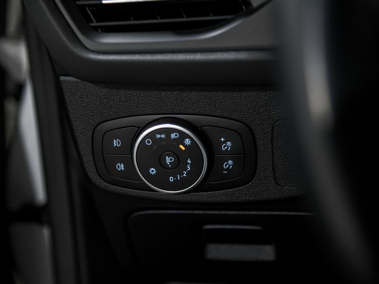 Ford Focus 2019 года, 144 730 км - вид 17