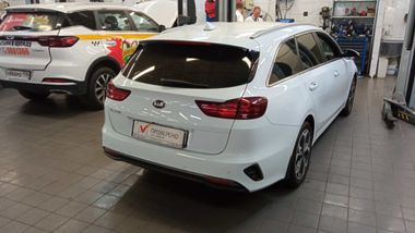 KIA Ceed 2020 года, 55 695 км - вид 3