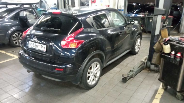 Nissan Juke 2011 года, 150 905 км - вид 3