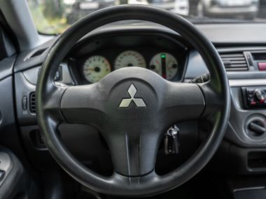 Mitsubishi Lancer 2006 года, 215 228 км - вид 6