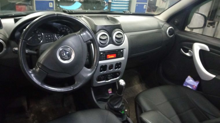 Renault Sandero Stepway 2013 года, 186 266 км - вид 5