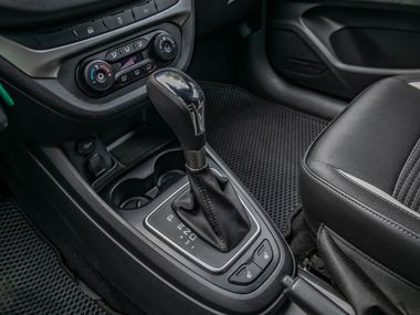 ВАЗ (LADA) Vesta Cross 2021 года, 62 810 км - вид 9