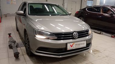 Volkswagen Jetta 2016 года, 174 397 км - вид 3