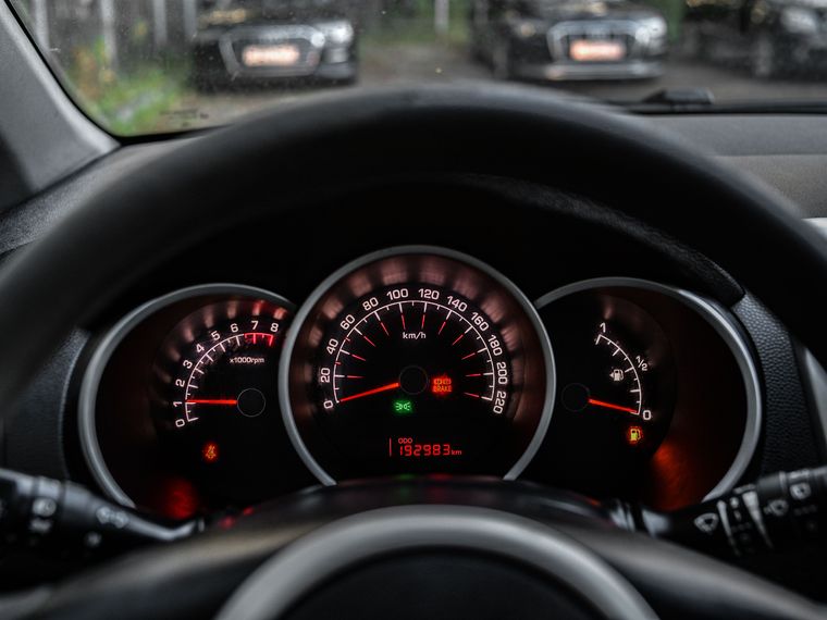 KIA Venga 2012 года, 192 816 км - вид 5