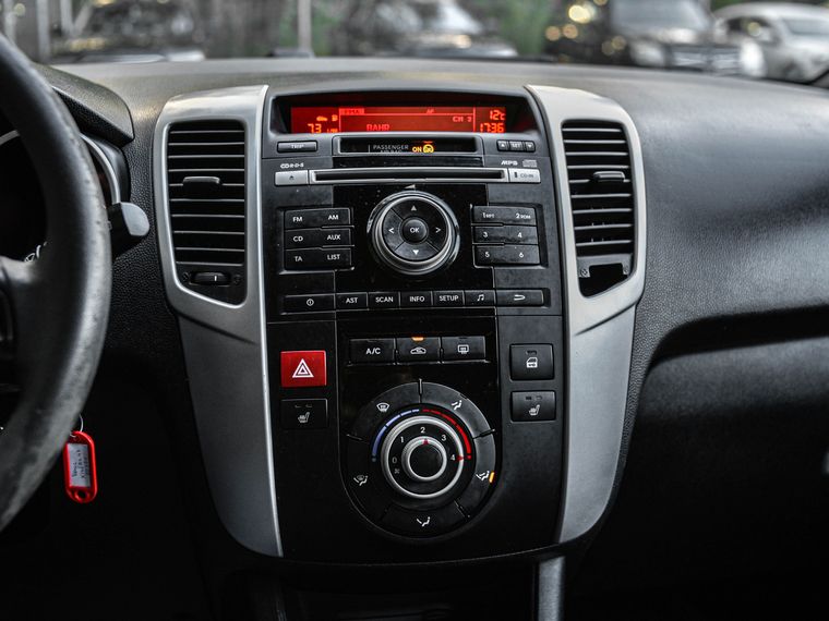 KIA Venga 2012 года, 192 816 км - вид 7