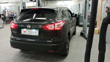 Nissan Qashqai 2014 года, 172 626 км - вид 3