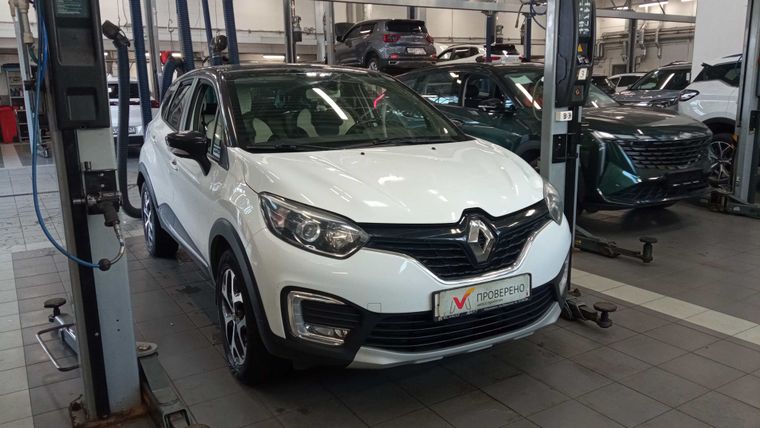 Renault Kaptur 2018 года, 91 880 км - вид 3