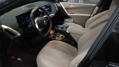 BMW iX 2021 года, 72 305 км - вид 3