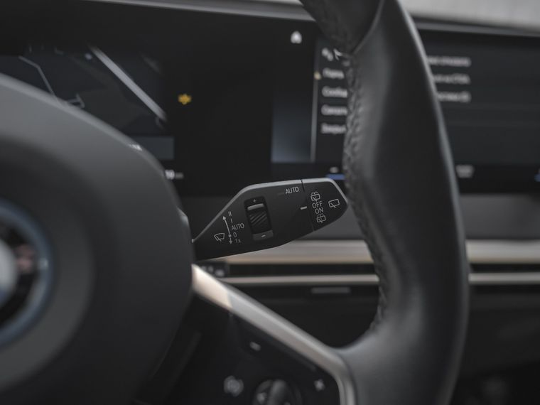 BMW iX 2021 года, 72 305 км - вид 5