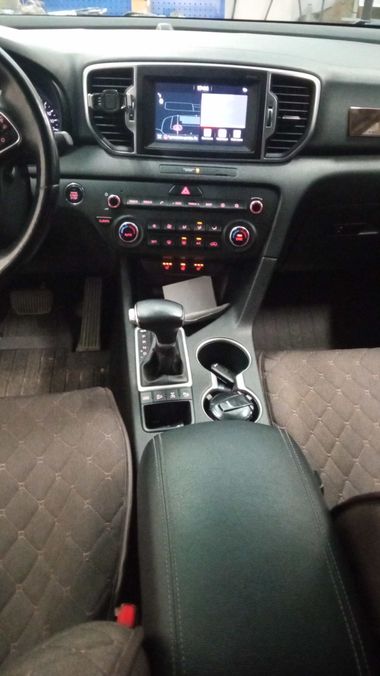 KIA Sportage 2017 года, 80 595 км - вид 6