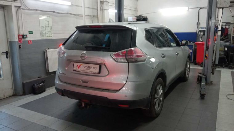 Nissan X-Trail 2017 года, 195 068 км - вид 3