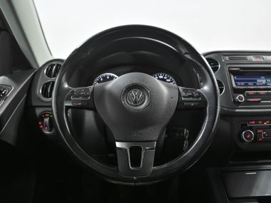 Volkswagen Tiguan 2014 года, 117 128 км - вид 8