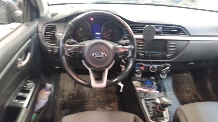 Kia Rio X-Line 2018 года, 170 694 км - вид 5