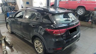Kia Rio X-Line 2018 года, 170 694 км - вид 4