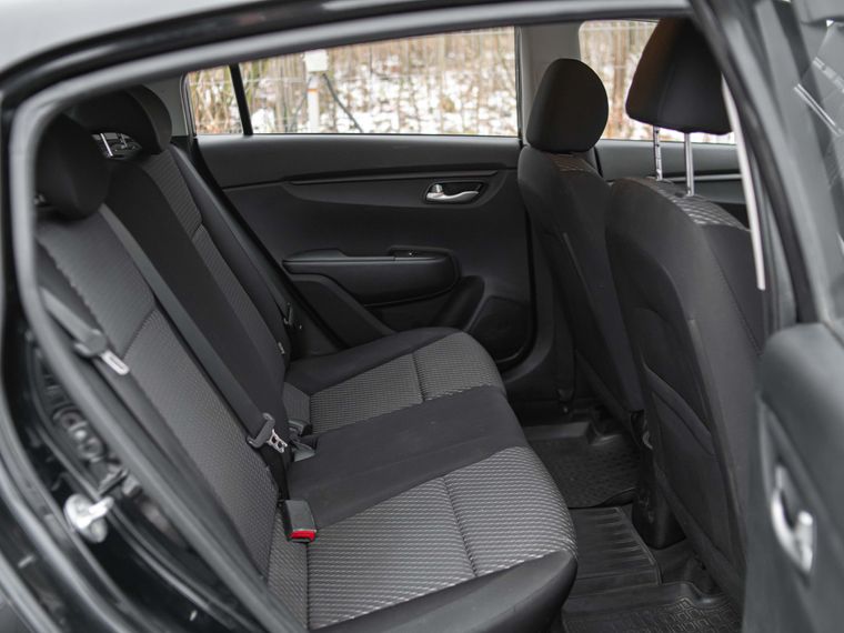 KIA Rio X-Line 2018 года, 170 694 км - вид 10