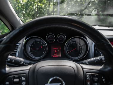 Opel Astra 2013 года, 161 112 км - вид 5