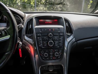Opel Astra 2013 года, 161 112 км - вид 7