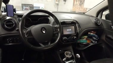 Renault Kaptur 2018 года, 122 432 км - вид 5