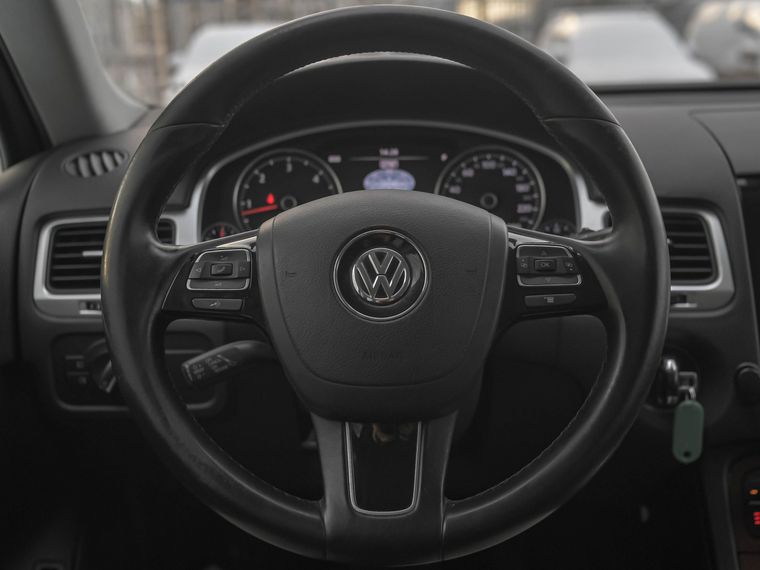 Volkswagen Touareg 2011 года, 254 835 км - вид 7