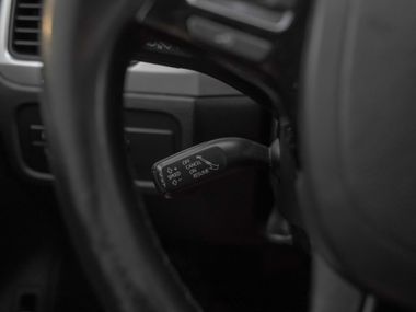 Volkswagen Touareg 2011 года, 254 835 км - вид 6