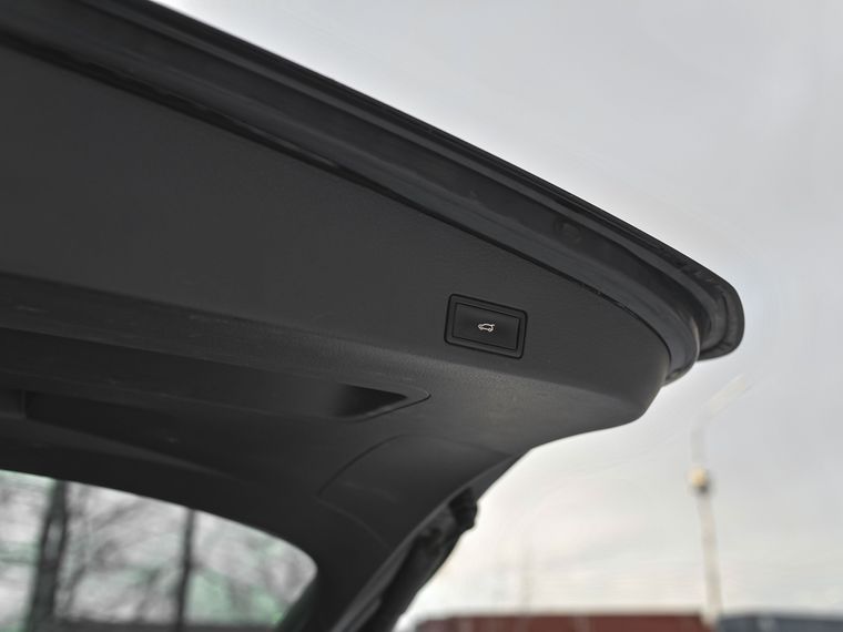 Volkswagen Touareg 2011 года, 254 835 км - вид 19