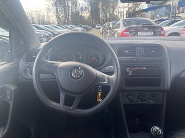 Volkswagen Polo 2016 года, 51 947 км - вид 9