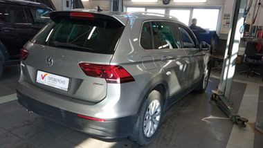Volkswagen Tiguan 2017 года, 148 050 км - вид 3