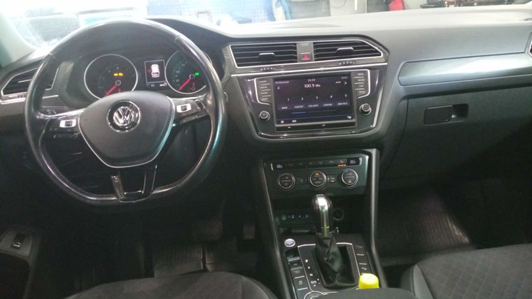Volkswagen Tiguan 2017 года, 148 050 км - вид 5