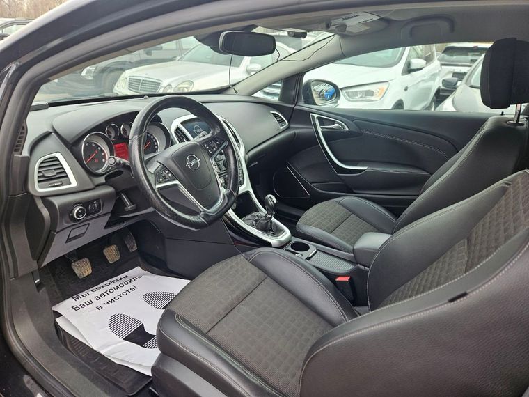 Opel Astra GTC 2013 года, 120 115 км - вид 12