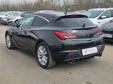 Opel Astra GTC 2013 года, 120 115 км - вид 6