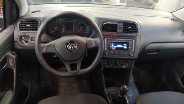 Volkswagen Polo 2017 года, 127 042 км - вид 5