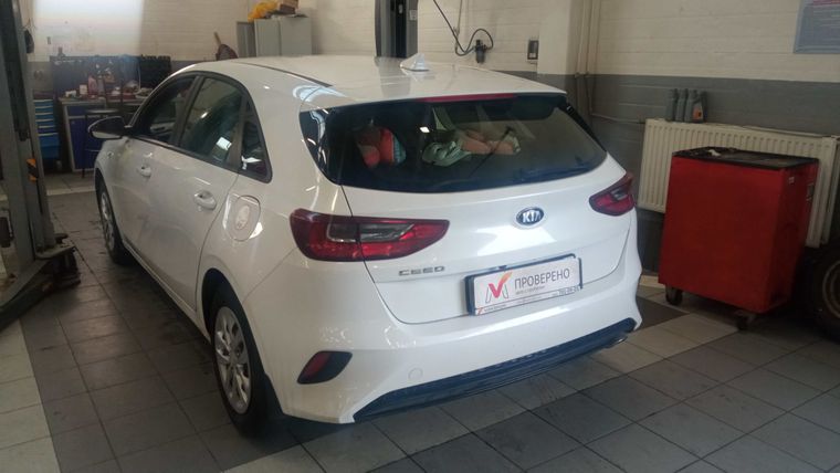 KIA Ceed 2020 года, 109 237 км - вид 4