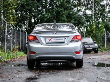 Hyundai Solaris 2012 года, 166 739 км - вид 4