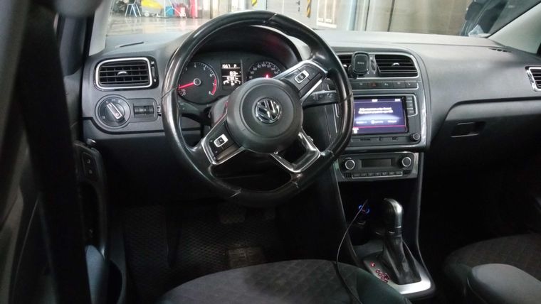 Volkswagen Polo 2019 года, 107 221 км - вид 5