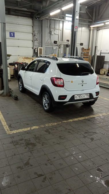 Renault Sandero Stepway 2019 года, 72 750 км - вид 4