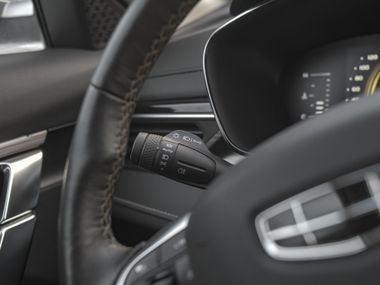 Серый Geely Atlas Pro 2022 года | VIN 907787