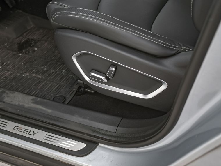 Серый Geely Atlas Pro 2022 года | VIN 907787