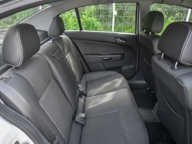 Opel Astra 2011 года, 119 000 км - вид 11