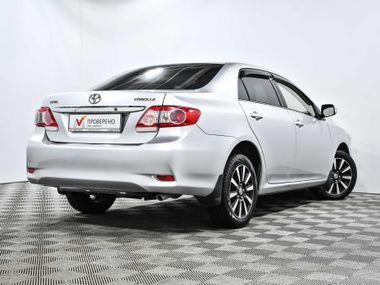 Toyota Corolla 2012 года, 293 811 км - вид 4