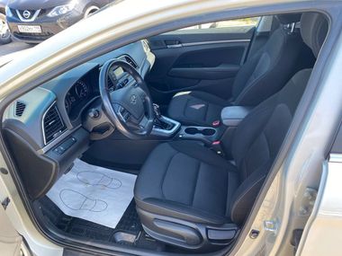 Hyundai Elantra 2017 года, 97 748 км - вид 13