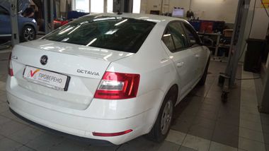 Skoda Octavia 2018 года, 552 578 км - вид 3