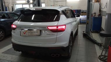Geely Coolray 2021 года, 41 680 км - вид 3